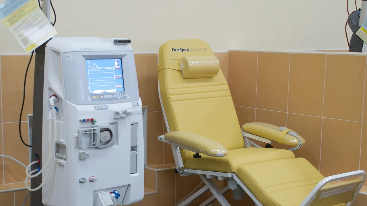 Hemodialysis Machine Selection & AAMI/ISO 23500 Water Quality Standards: 2026 Clinical Engineering Procurement Guide